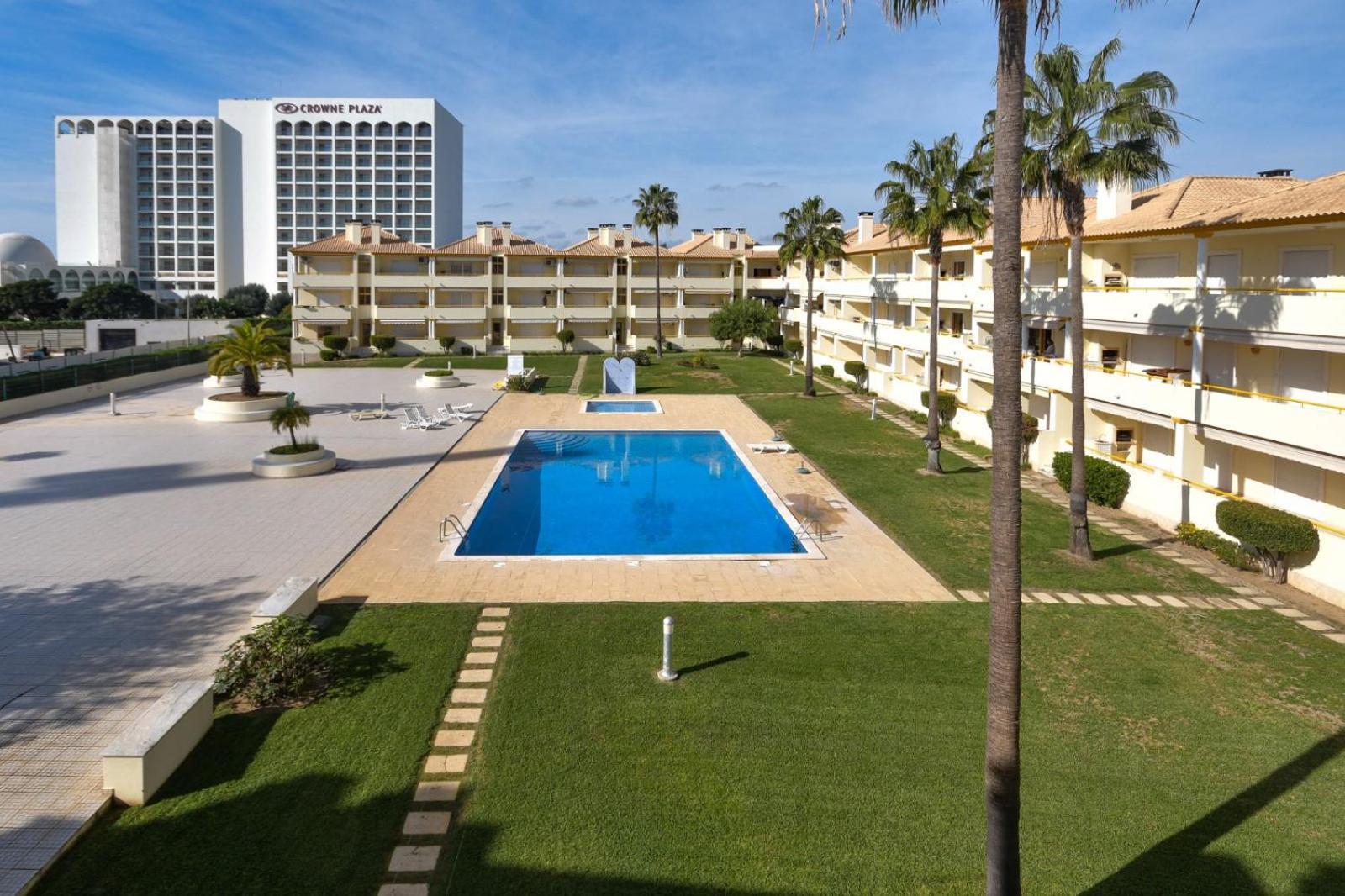 Vila Atlantida - Vilamoura-Quarteira Holiday Home - Beach At 250 Mts Экстерьер фото