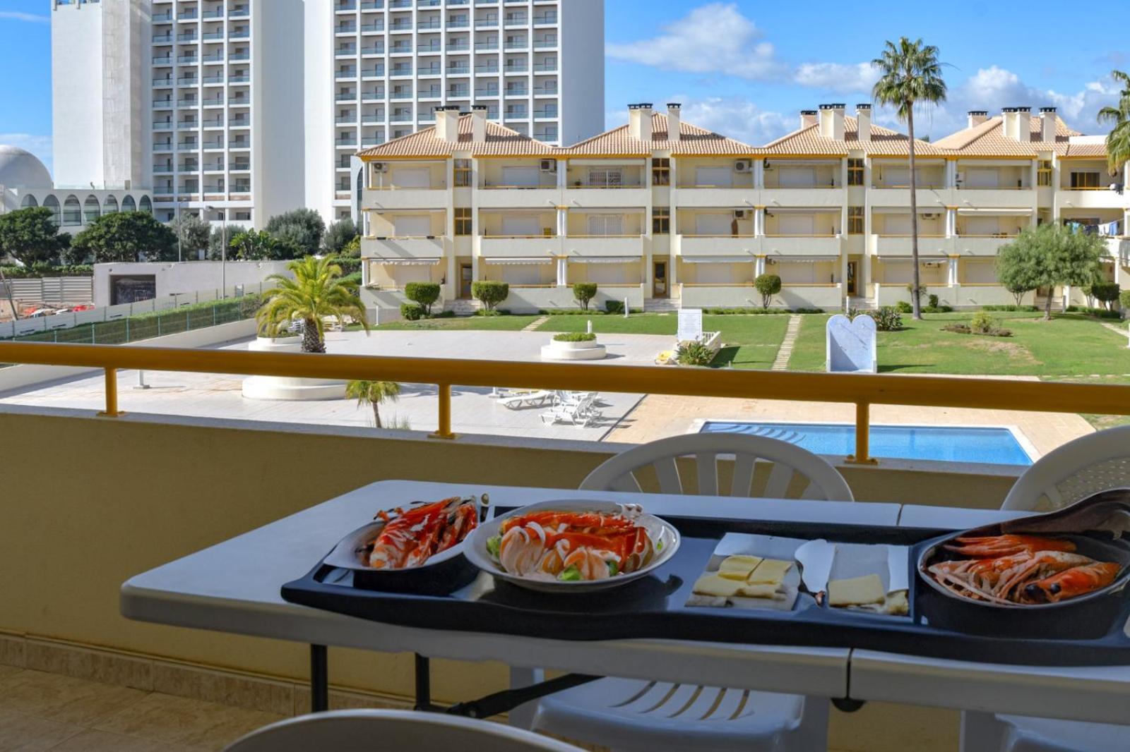 Vila Atlantida - Vilamoura-Quarteira Holiday Home - Beach At 250 Mts Экстерьер фото