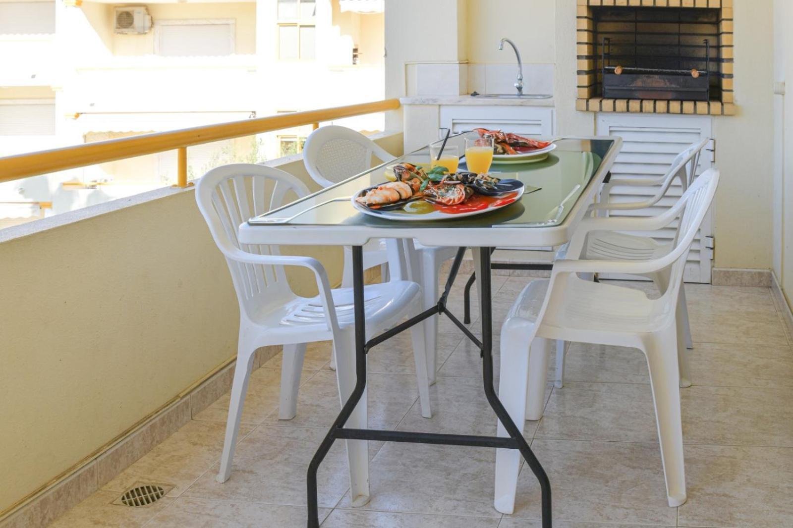 Vila Atlantida - Vilamoura-Quarteira Holiday Home - Beach At 250 Mts Экстерьер фото